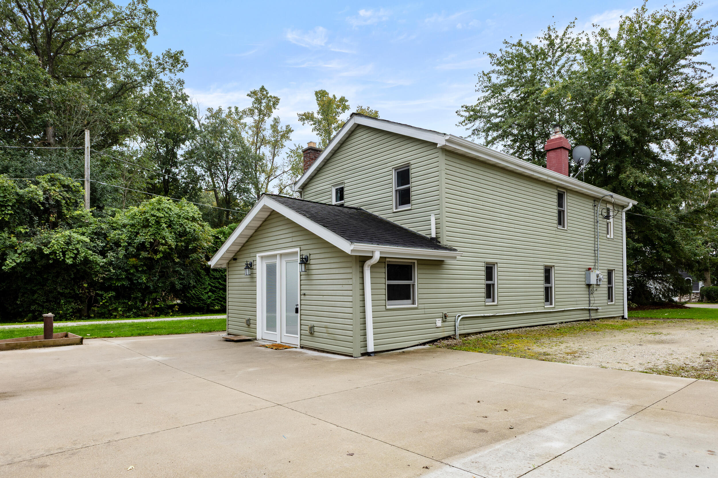 8413 Fox River Road Waterford, WI 53185 - Photo 25 of 26 Rear Exterior