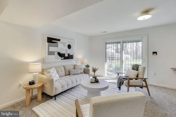 $2,545 | 1404 Pacific Avenue, Capitol Heights, MD 20743