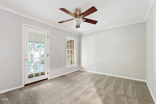 $350,000 | 409 Smith Avenue, Unit 102, Chapel Hill, NC 27516