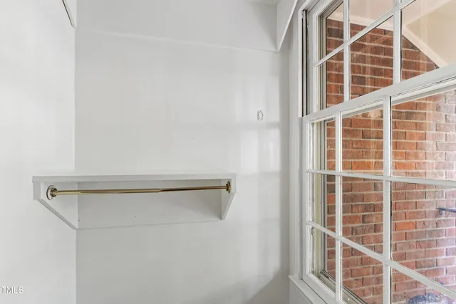 $350,000 | 409 Smith Avenue, Unit 102, Chapel Hill, NC 27516