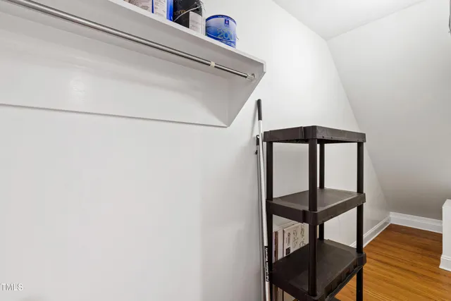 $350,000 | 409 Smith Avenue, Unit 102, Chapel Hill, NC 27516