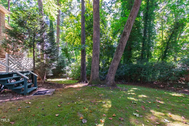 $350,000 | 409 Smith Avenue, Unit 102, Chapel Hill, NC 27516