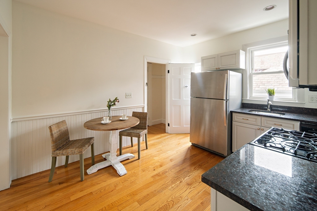 31 Mason Street, Unit 31 Somerville, MA 02144 - Photo 7 of 24