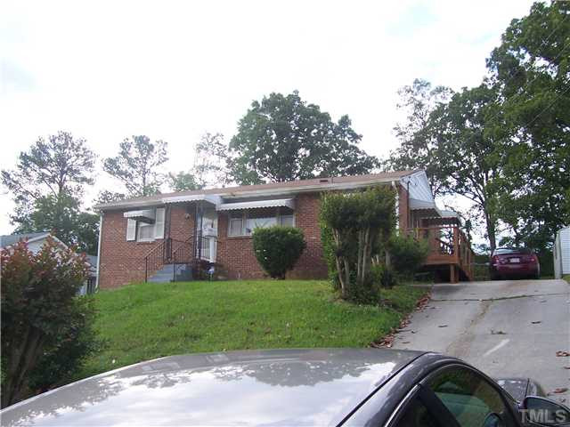 1107 Kitt Place Raleigh, NC 27610 - Photo 1 of 5 Exterior Front