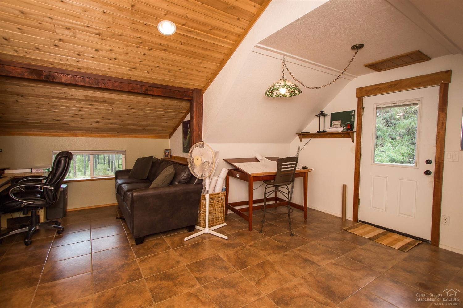 17176 Elsinore Road Bend, OR 97707 - Photo 10 of 22 Additional Photo