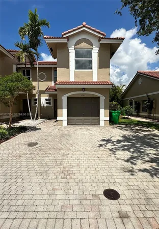 $3,000 | 5541 Northwest 90th Terrace, Unit 5541, Sunrise, FL 33351