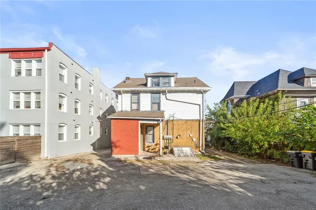 $375,000 | 3826 Warwick Boulevard, Kansas City, MO 64111