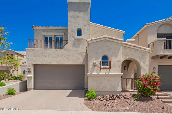 $649,990 | 8149 North 13th Place, Phoenix, AZ 85020