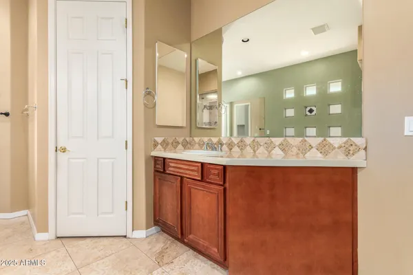 $649,990 | 8149 North 13th Place, Phoenix, AZ 85020
