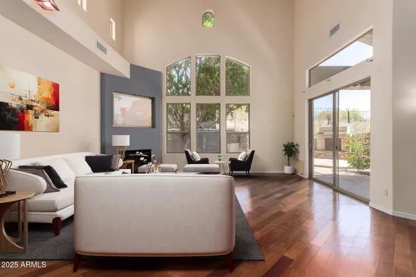 $649,990 | 8149 North 13th Place, Phoenix, AZ 85020
