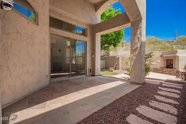 $649,990 | 8149 North 13th Place, Phoenix, AZ 85020