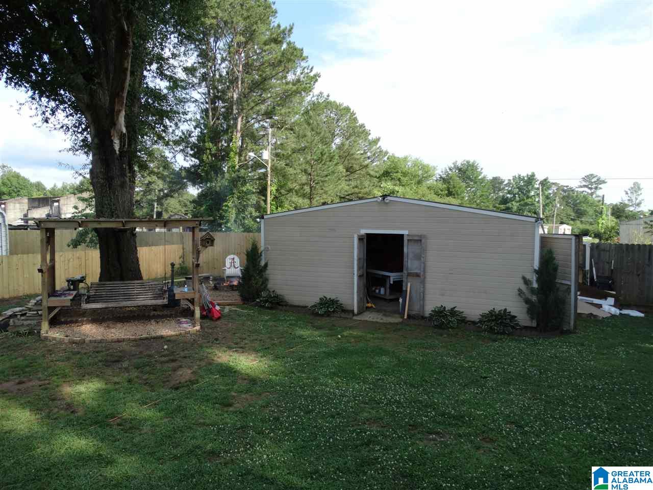 805 Allen Street Talladega, AL 35160 - Photo 27 of 33