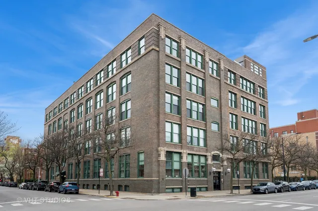 $2,299,000 | 1327 West Washington Boulevard, Unit 5CD, Chicago, IL 60607