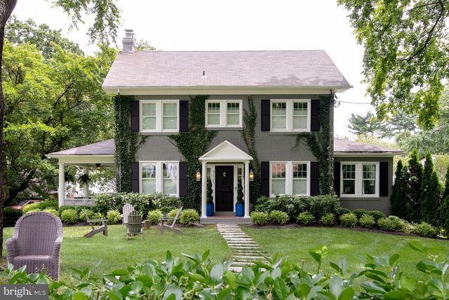 $1,260,000 | 9525 Linden Avenue, Bethesda, MD 20814