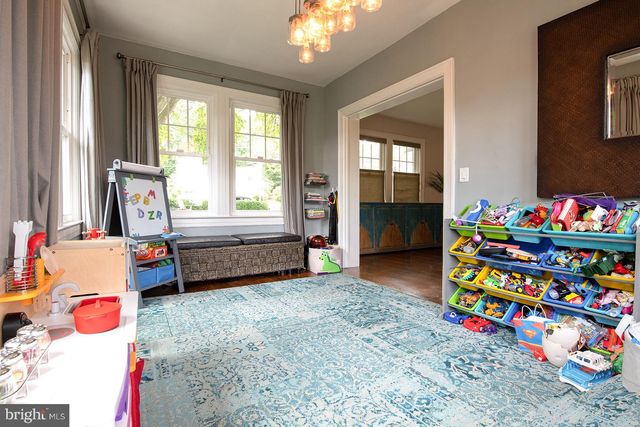 $1,260,000 | 9525 Linden Avenue, Bethesda, MD 20814