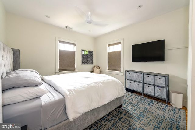 $1,260,000 | 9525 Linden Avenue, Bethesda, MD 20814