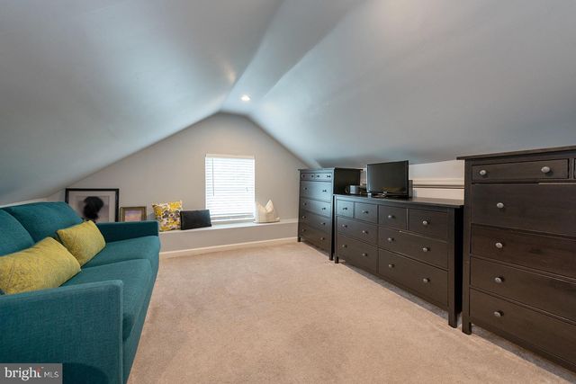 $1,260,000 | 9525 Linden Avenue, Bethesda, MD 20814