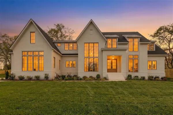 $3,499,900 | 6600 Fleetwood Drive, Nashville, TN 37209