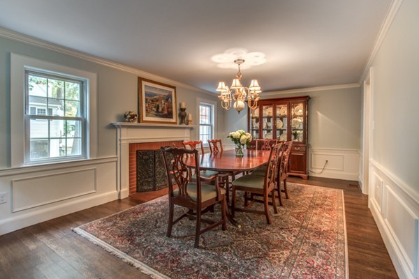 10 Wendling Road Needham, MA 02492 - Photo 5 of 30