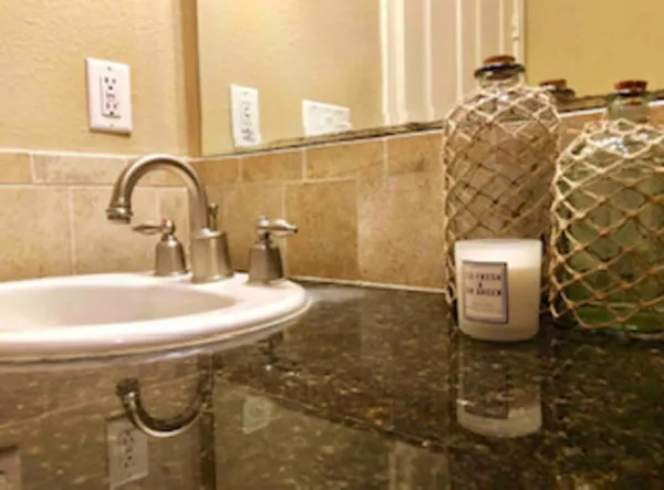 $255,000 | 7039 Kingston Cove Lane, Unit 307, Willis, TX 77318