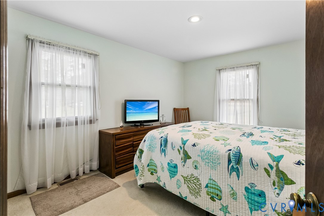 8950 Cook Drive Hayes, VA 23072 - Photo 35 of 45