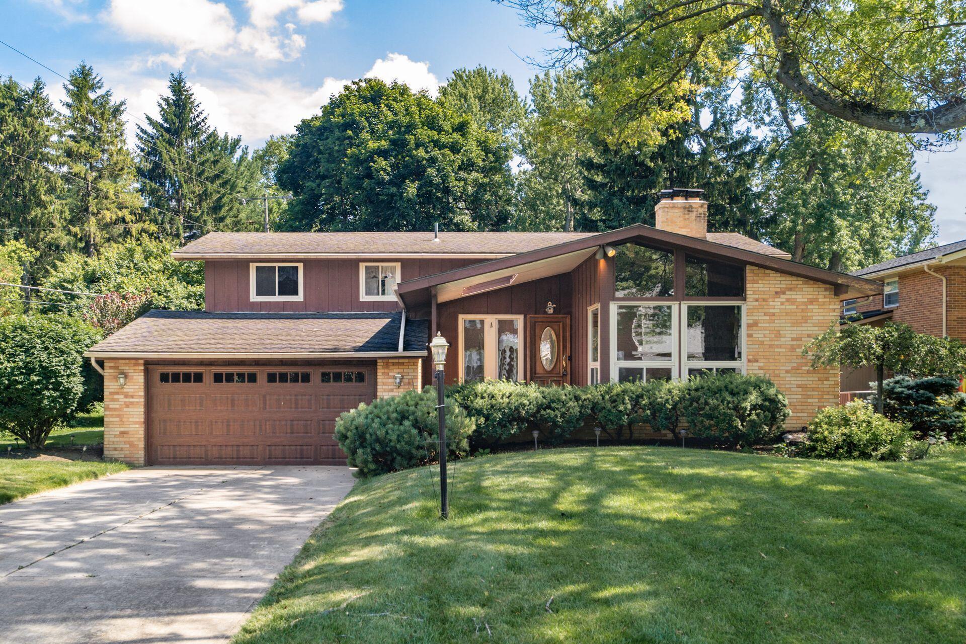 3419 Ridgewood Drive Hilliard, OH 43026 - Photo 1 of 51 001_ Dr Hilliard OH 43026 USA