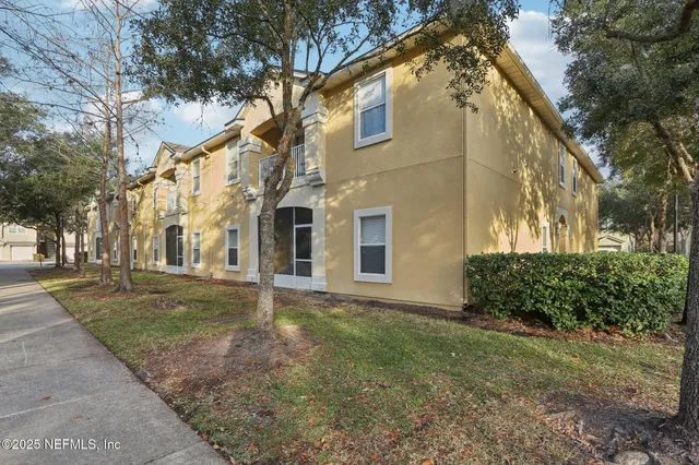 $212,000 | 4240 Migration Drive, Unit 2, Jacksonville, FL 32257