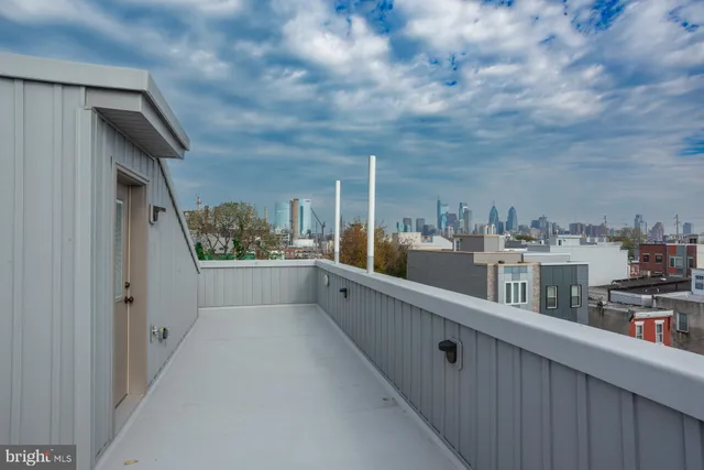 $2,300 | 2722 Latona Street, Philadelphia, PA 19146