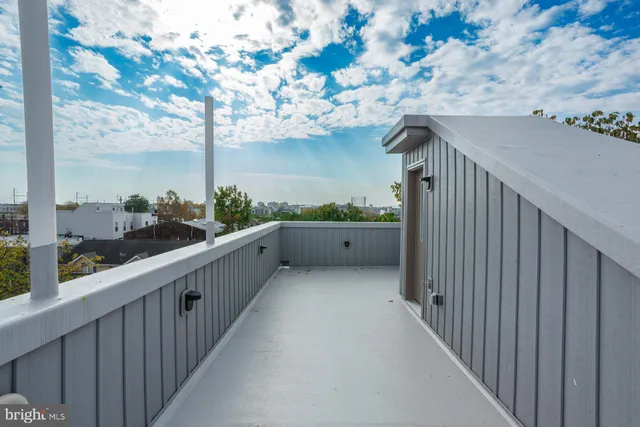 $2,300 | 2722 Latona Street, Philadelphia, PA 19146