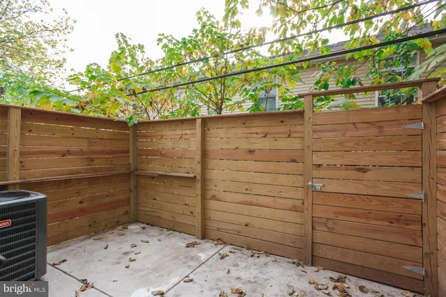 $2,300 | 2722 Latona Street, Philadelphia, PA 19146