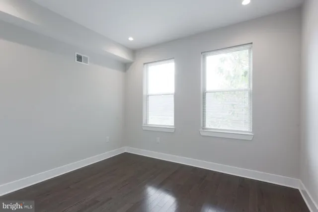 $2,300 | 2722 Latona Street, Philadelphia, PA 19146