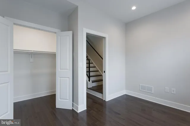 $2,300 | 2722 Latona Street, Philadelphia, PA 19146