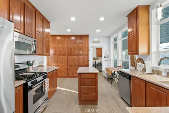 $349,000 | 24921 Muirlands Boulevard, Unit 275, Lake Forest, CA 92630