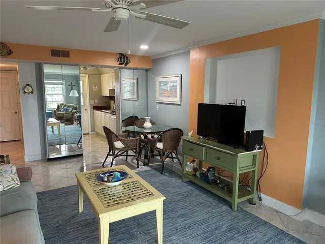 $4,000 | 3810 Gulf Of Mexico Drive, Unit F304, Longboat Key, FL 34228
