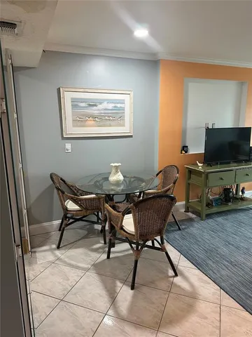 $4,000 | 3810 Gulf Of Mexico Drive, Unit F304, Longboat Key, FL 34228