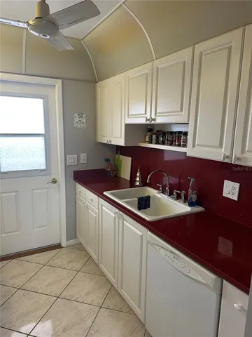 $4,000 | 3810 Gulf Of Mexico Drive, Unit F304, Longboat Key, FL 34228