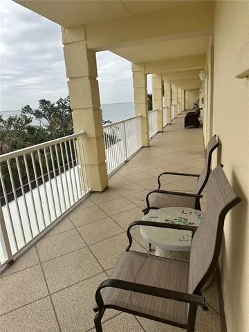 $4,000 | 3810 Gulf Of Mexico Drive, Unit F304, Longboat Key, FL 34228