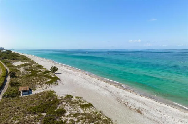 $4,000 | 3810 Gulf Of Mexico Drive, Unit F304, Longboat Key, FL 34228