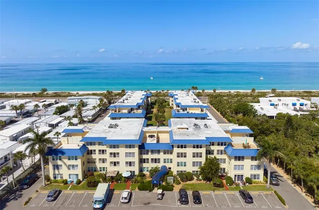 $4,000 | 3810 Gulf Of Mexico Drive, Unit F304, Longboat Key, FL 34228