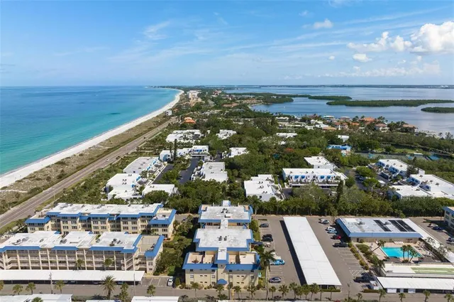 $4,000 | 3810 Gulf Of Mexico Drive, Unit F304, Longboat Key, FL 34228