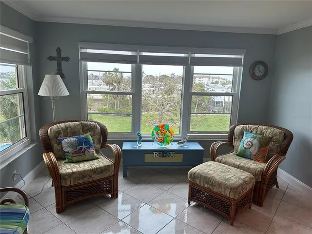 $4,000 | 3810 Gulf Of Mexico Drive, Unit F304, Longboat Key, FL 34228