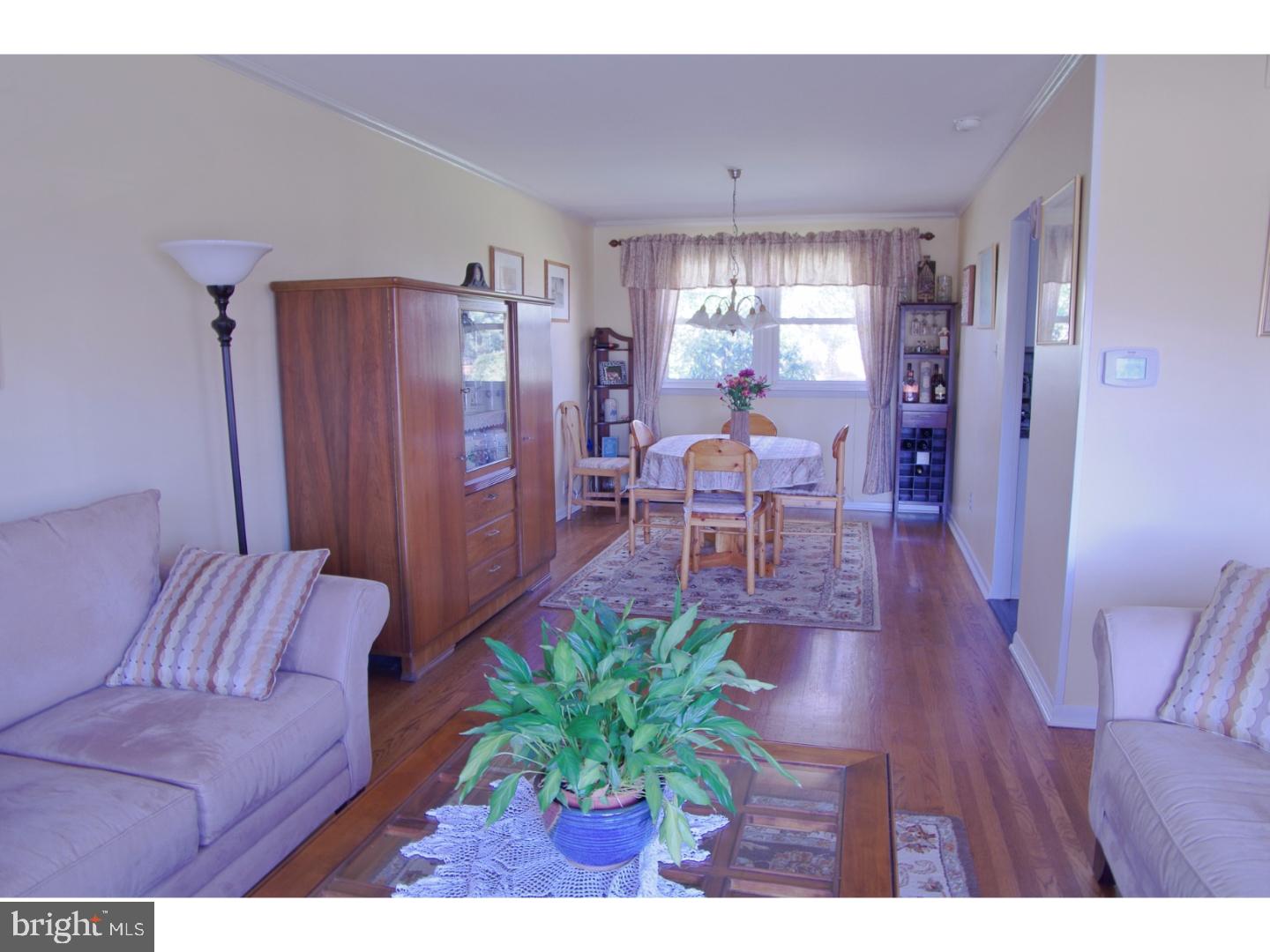 3 Firethorne Road Cherry Hill, NJ 08003 - Photo 6 of 25 Living Room