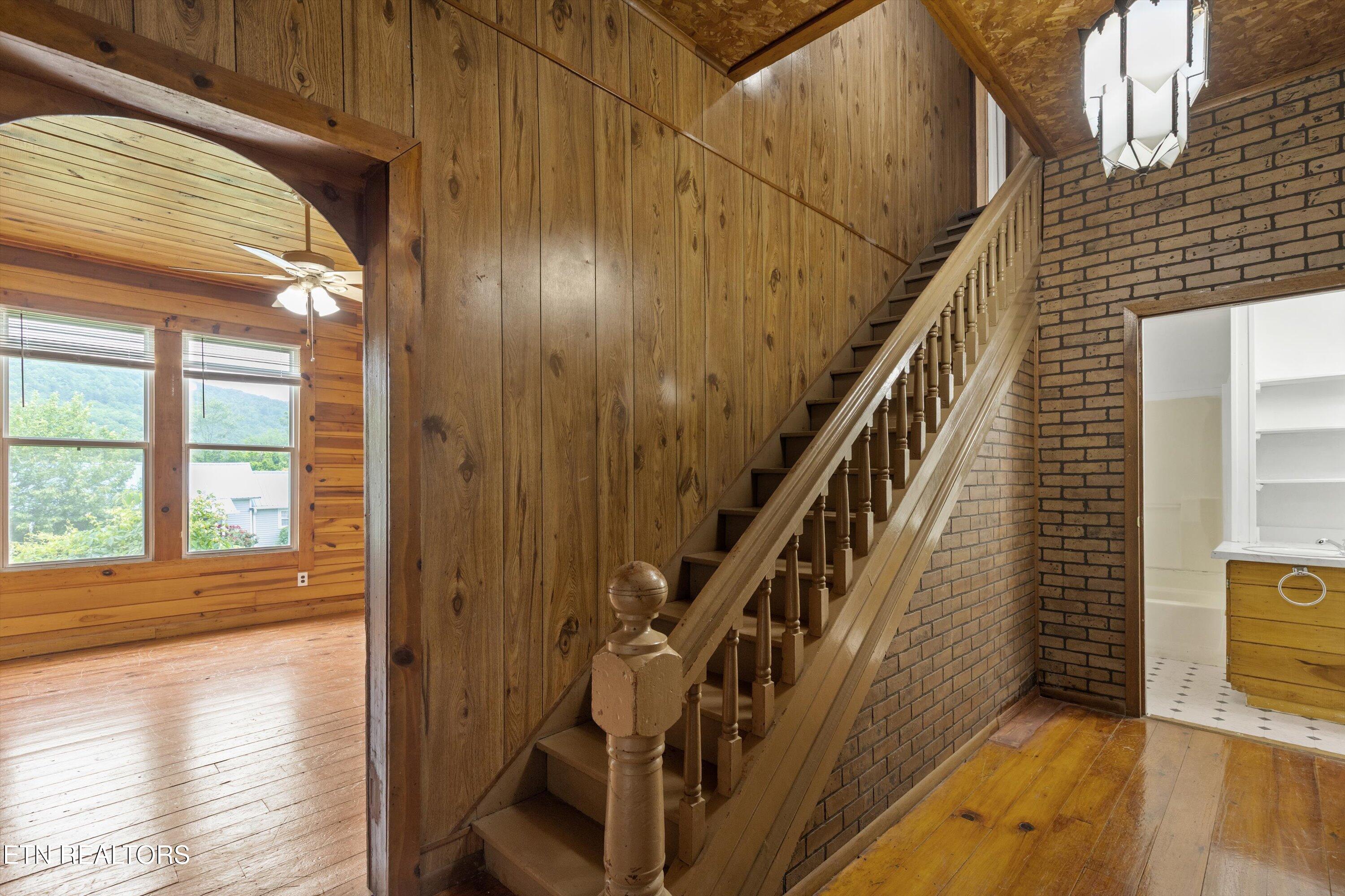 313 West Spring Street Oliver Springs, TN 37840 - Photo 14 of 31 313-Spring-St-Oliver-Springs-Stairs