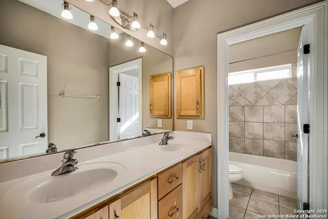 $3,000 | 3439 Monterrey Oak, San Antonio, TX 78230