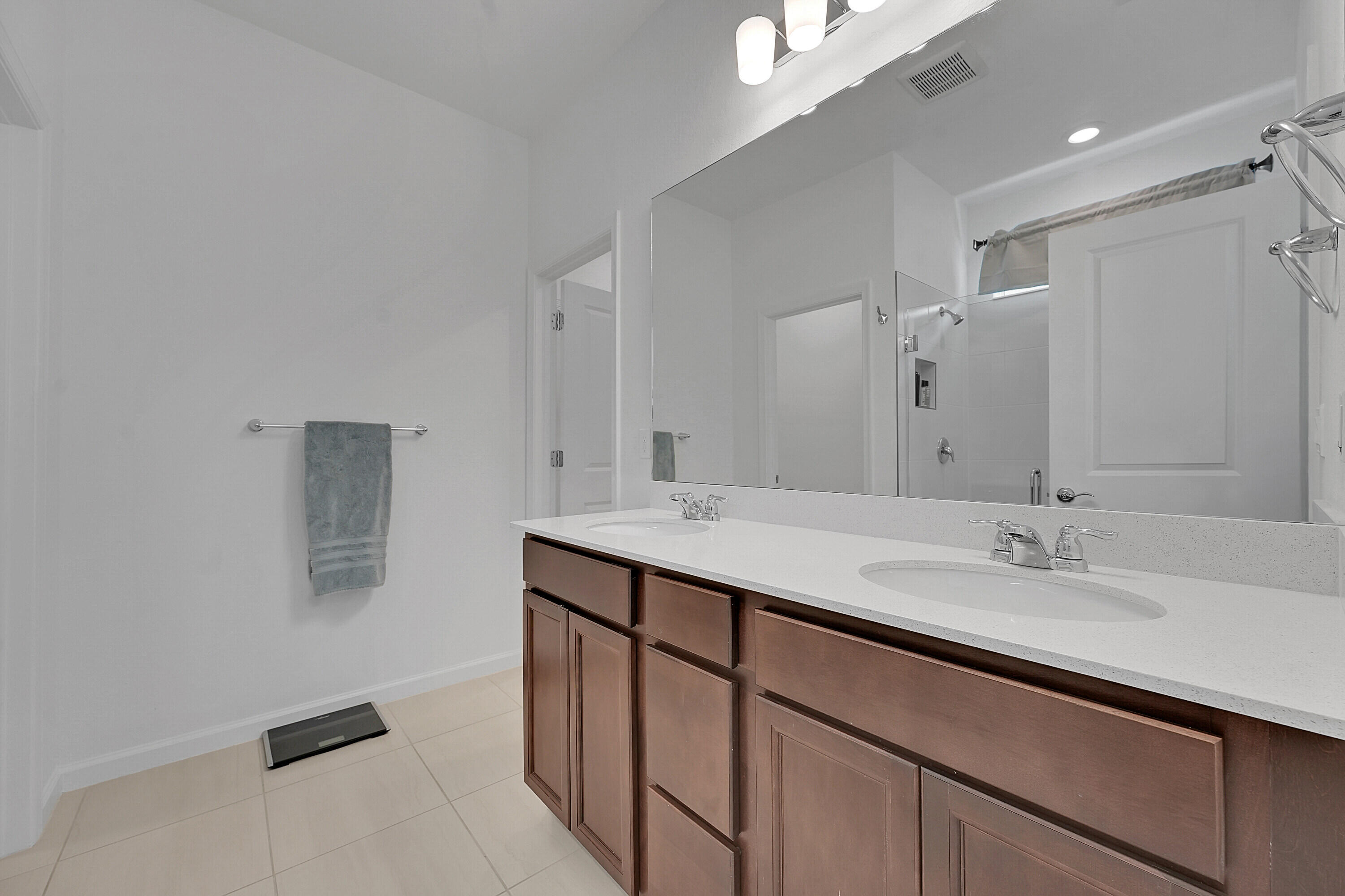 9765 Southwest Meridian Way Stuart, FL 34997 - Photo 15 of 47 15_0 (15)