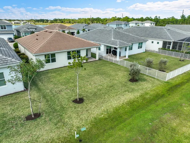 $3,600 | 9765 Southwest Meridian Way, Stuart, FL 34997