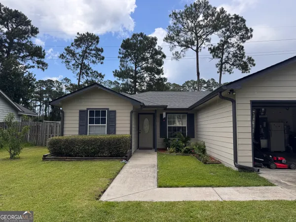 $1,800 | 314 McQueen Circle, St. Marys, GA 31558
