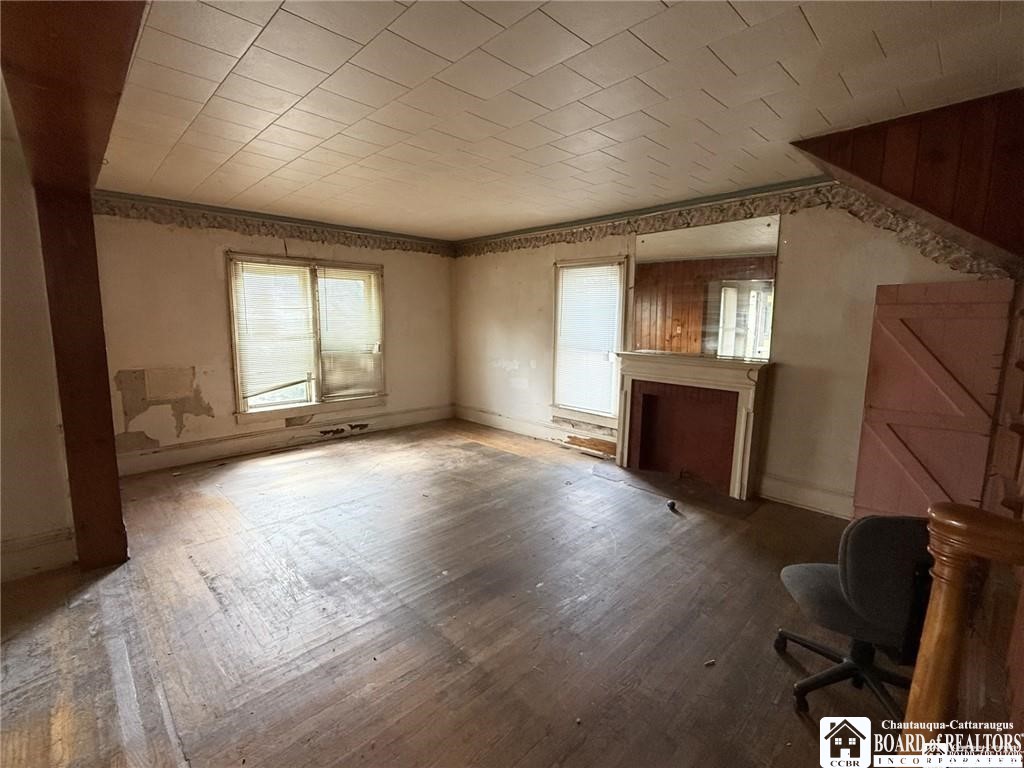 28 West 9th Street Jamestown, NY 14701 - Photo 3 of 20