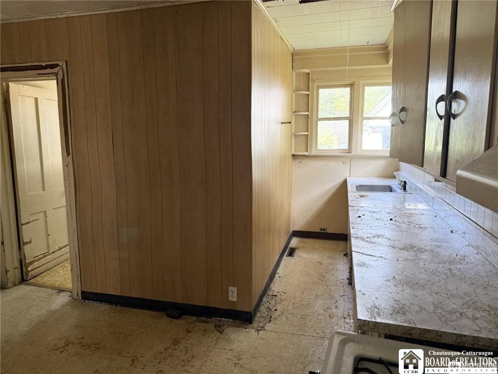 28 West 9th Street Jamestown, NY 14701 - Photo 7 of 20