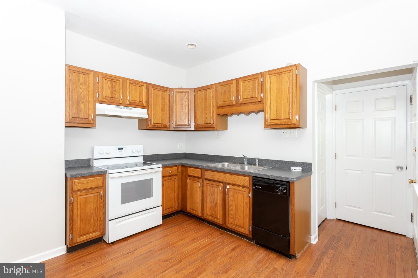 1923 Valley Road Coatesville, PA 19320 - Photo 11 of 36 Gallery Image 11